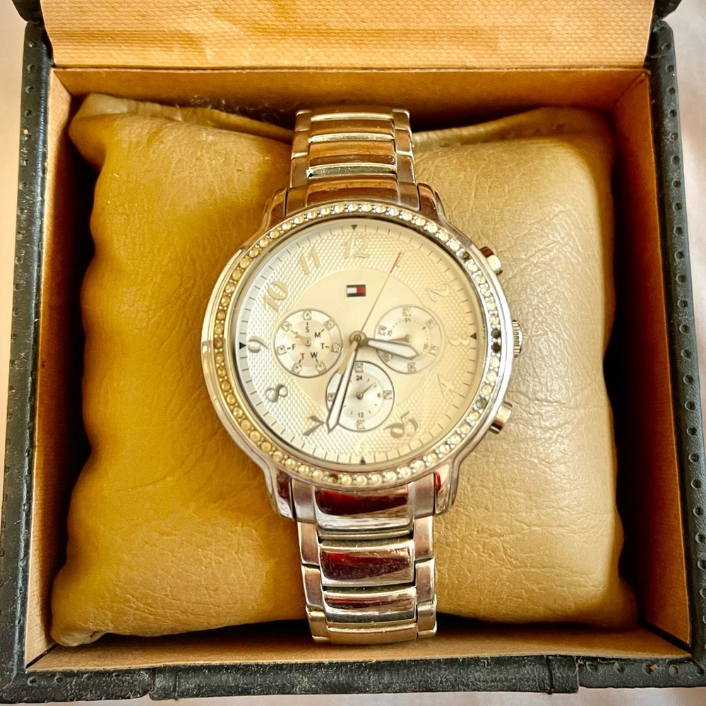 Woman Tommy Hilfiger Watch Silver